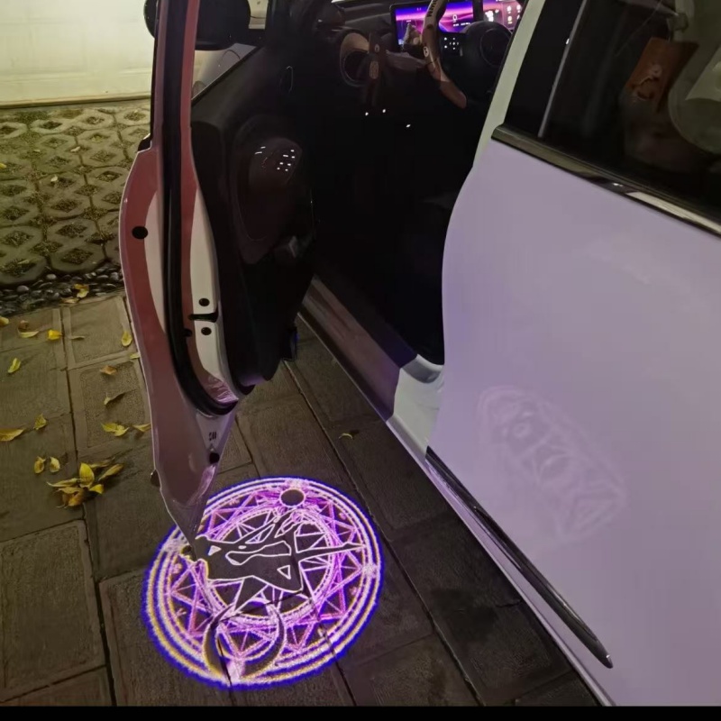 مصباح ترحيب للسيارة بتصميم سيل - مراجعة Car Accessories Company وسعره